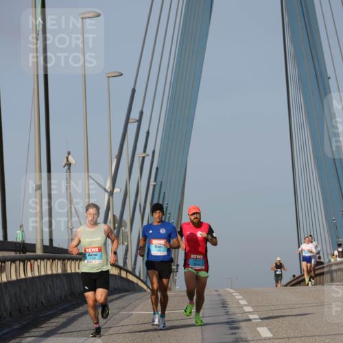 03.10.2026 - Köhlbrandbrückenlauf Strokosch-Dieckow http://msf.ph/oto/10597772 03.10.2026 09:31:54 Position 2 2109, 1083 meine-sportfotos.de