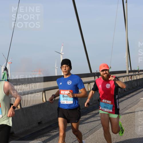 03.10.2026 - Köhlbrandbrückenlauf Strokosch-Dieckow http://msf.ph/oto/10597855 03.10.2026 09:32:01 Position 2 1083, 3823 meine-sportfotos.de