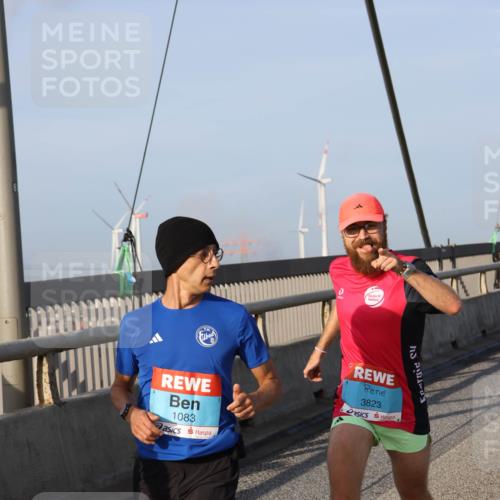 03.10.2026 - Köhlbrandbrückenlauf Strokosch-Dieckow http://msf.ph/oto/10597880 03.10.2026 09:32:01 Position 2 1083, 3823 meine-sportfotos.de