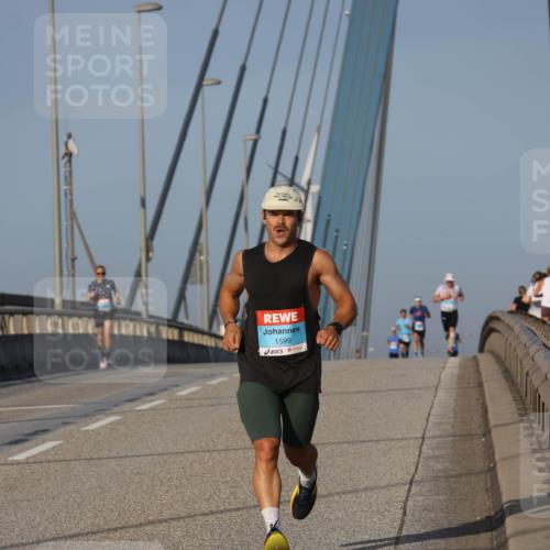 03.10.2026 - Köhlbrandbrückenlauf Strokosch-Dieckow http://msf.ph/oto/10597940 03.10.2026 09:32:21 Position 2 1599 meine-sportfotos.de
