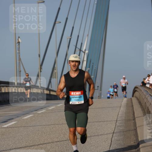03.10.2026 - Köhlbrandbrückenlauf Strokosch-Dieckow http://msf.ph/oto/10597948 03.10.2026 09:32:22 Position 2 1599 meine-sportfotos.de
