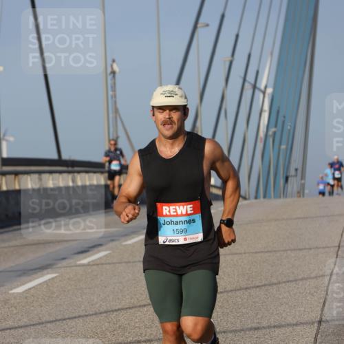 03.10.2026 - Köhlbrandbrückenlauf Strokosch-Dieckow http://msf.ph/oto/10597975 03.10.2026 09:32:23 Position 2 1599 meine-sportfotos.de