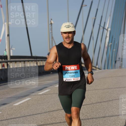03.10.2026 - Köhlbrandbrückenlauf Strokosch-Dieckow http://msf.ph/oto/10597983 03.10.2026 09:32:23 Position 2 1599 meine-sportfotos.de