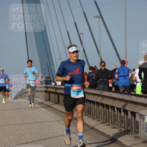 03.10.2026 - Köhlbrandbrückenlauf Strokosch-Dieckow http://msf.ph/oto/10598060 03.10.2026 09:32:44 Position 2 1395 meine-sportfotos.de