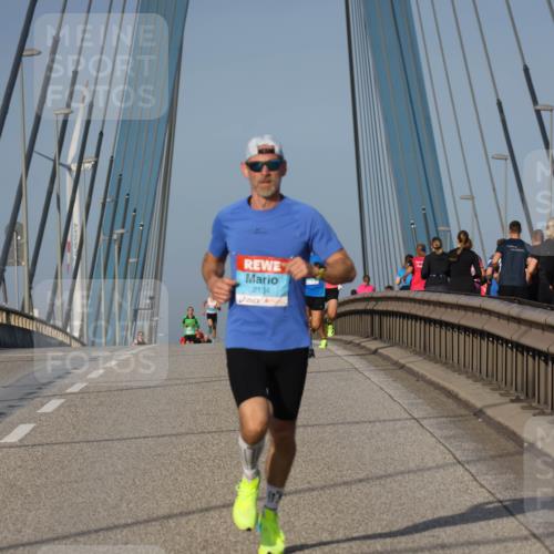 03.10.2026 - Köhlbrandbrückenlauf Strokosch-Dieckow http://msf.ph/oto/10598127 03.10.2026 09:32:55 Position 2 2134 meine-sportfotos.de