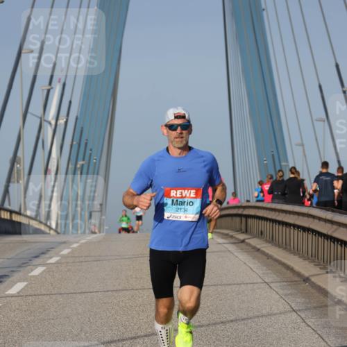 03.10.2026 - Köhlbrandbrückenlauf Strokosch-Dieckow http://msf.ph/oto/10598143 03.10.2026 09:32:56 Position 2 2134 meine-sportfotos.de