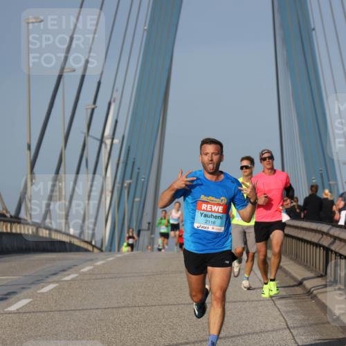 03.10.2026 - Köhlbrandbrückenlauf Strokosch-Dieckow http://msf.ph/oto/10598153 03.10.2026 09:33:04 Position 2 4, 2116 meine-sportfotos.de