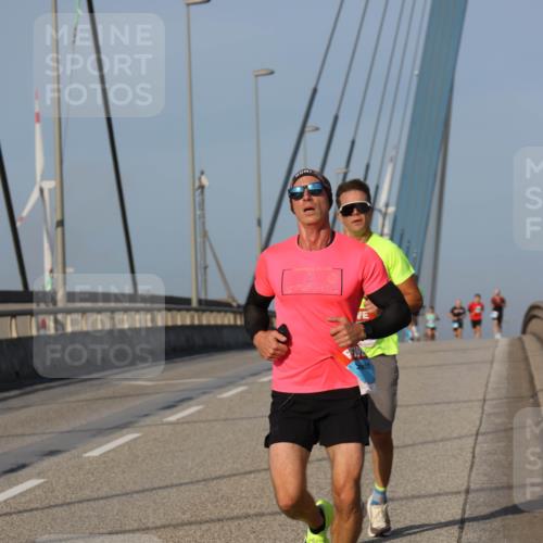 03.10.2026 - Köhlbrandbrückenlauf Strokosch-Dieckow http://msf.ph/oto/10598198 03.10.2026 09:33:09 Position 2  meine-sportfotos.de