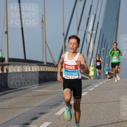 03.10.2026 - Köhlbrandbrückenlauf Strokosch-Dieckow http://msf.ph/oto/10598271 03.10.2026 09:33:19 Position 2 2170 meine-sportfotos.de