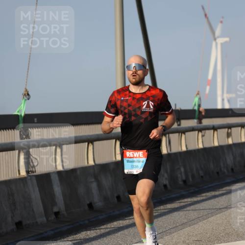 03.10.2026 - Köhlbrandbrückenlauf Strokosch-Dieckow http://msf.ph/oto/10598327 03.10.2026 09:33:34 Position 2 1335 meine-sportfotos.de