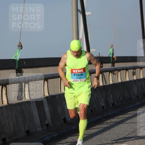 03.10.2026 - Köhlbrandbrückenlauf Strokosch-Dieckow http://msf.ph/oto/10598374 03.10.2026 09:33:43 Position 2 1265 meine-sportfotos.de