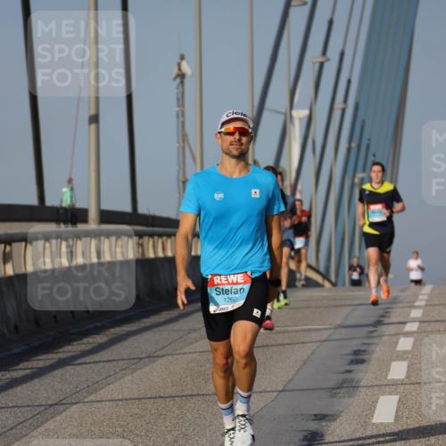 03.10.2026 - Köhlbrandbrückenlauf Strokosch-Dieckow http://msf.ph/oto/10598390 03.10.2026 09:33:45 Position 2 1260 meine-sportfotos.de