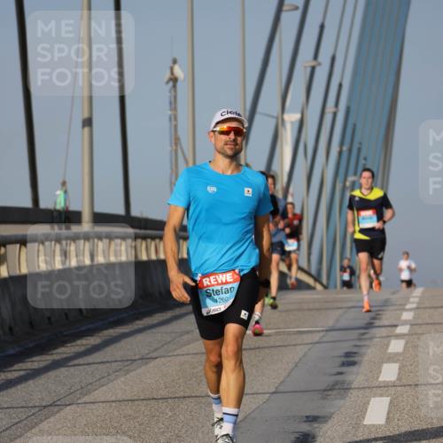 03.10.2026 - Köhlbrandbrückenlauf Strokosch-Dieckow http://msf.ph/oto/10598395 03.10.2026 09:33:46 Position 2 4, 1260 meine-sportfotos.de