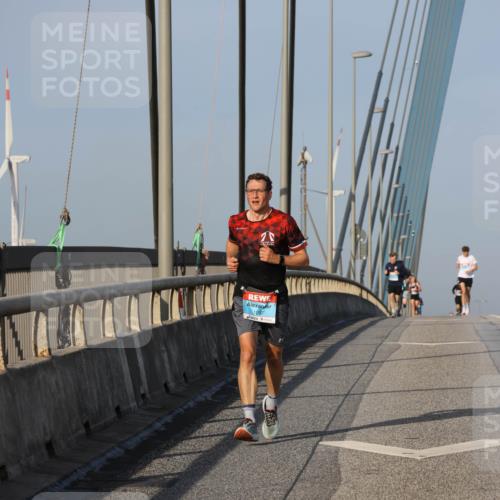 03.10.2026 - Köhlbrandbrückenlauf Strokosch-Dieckow http://msf.ph/oto/10598470 03.10.2026 09:34:03 Position 2 1097 meine-sportfotos.de