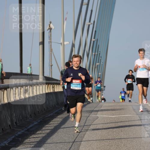 03.10.2026 - Köhlbrandbrückenlauf Strokosch-Dieckow http://msf.ph/oto/10598499 03.10.2026 09:34:15 Position 2 1007 meine-sportfotos.de