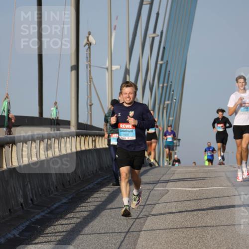 03.10.2026 - Köhlbrandbrückenlauf Strokosch-Dieckow http://msf.ph/oto/10598508 03.10.2026 09:34:15 Position 2 1007 meine-sportfotos.de