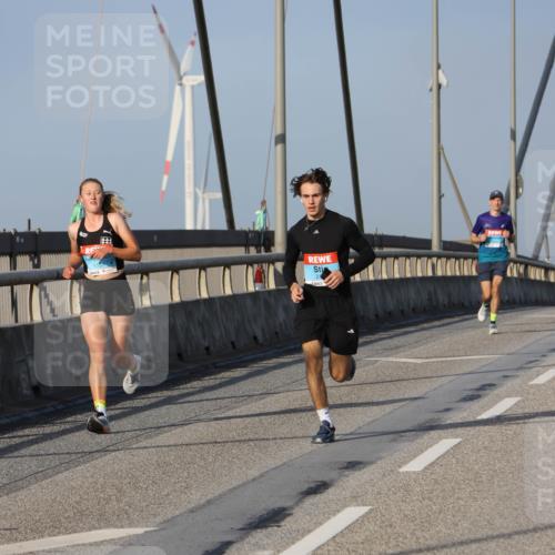 03.10.2026 - Köhlbrandbrückenlauf Strokosch-Dieckow http://msf.ph/oto/10598543 03.10.2026 09:34:27 Position 2 1507 meine-sportfotos.de