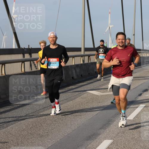 03.10.2026 - Köhlbrandbrückenlauf Strokosch-Dieckow http://msf.ph/oto/10598689 03.10.2026 09:34:58 Position 2 2077, 195 meine-sportfotos.de