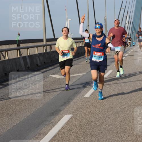 03.10.2026 - Köhlbrandbrückenlauf Strokosch-Dieckow http://msf.ph/oto/10598781 03.10.2026 09:35:14 Position 2 2130 meine-sportfotos.de