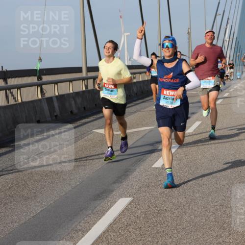 03.10.2026 - Köhlbrandbrückenlauf Strokosch-Dieckow http://msf.ph/oto/10598794 03.10.2026 09:35:14 Position 2 2166, 2130, 3710 meine-sportfotos.de