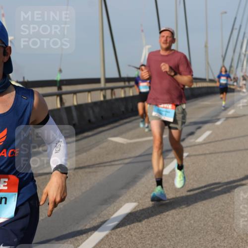 03.10.2026 - Köhlbrandbrückenlauf Strokosch-Dieckow http://msf.ph/oto/10598811 03.10.2026 09:35:15 Position 2 2130 meine-sportfotos.de