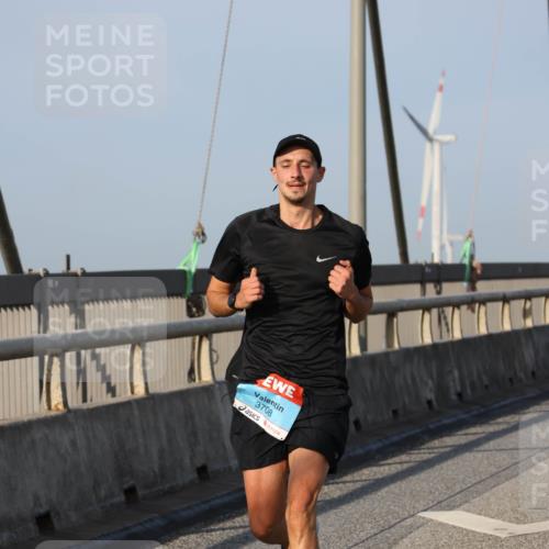 03.10.2026 - Köhlbrandbrückenlauf Strokosch-Dieckow http://msf.ph/oto/10598934 03.10.2026 09:35:38 Position 2 3708 meine-sportfotos.de