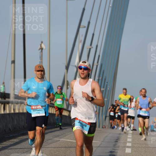 03.10.2026 - Köhlbrandbrückenlauf Strokosch-Dieckow http://msf.ph/oto/10598990 03.10.2026 09:35:44 Position 2 1261 meine-sportfotos.de