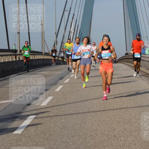 03.10.2026 - Köhlbrandbrückenlauf Strokosch-Dieckow http://msf.ph/oto/10599008 03.10.2026 09:35:48 Position 2  meine-sportfotos.de