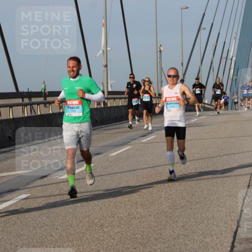 03.10.2026 - Köhlbrandbrückenlauf Strokosch-Dieckow http://msf.ph/oto/10600775 03.10.2026 09:35:57 Position 2 1760, 2195 meine-sportfotos.de