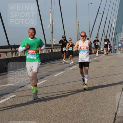 03.10.2026 - Köhlbrandbrückenlauf Strokosch-Dieckow http://msf.ph/oto/10600801 03.10.2026 09:35:57 Position 2 1760, 2195 meine-sportfotos.de