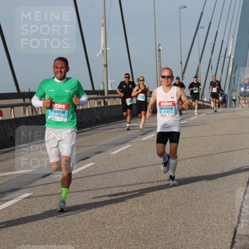 03.10.2026 - Köhlbrandbrückenlauf Strokosch-Dieckow http://msf.ph/oto/10600816 03.10.2026 09:35:57 Position 2 1760, 2195 meine-sportfotos.de