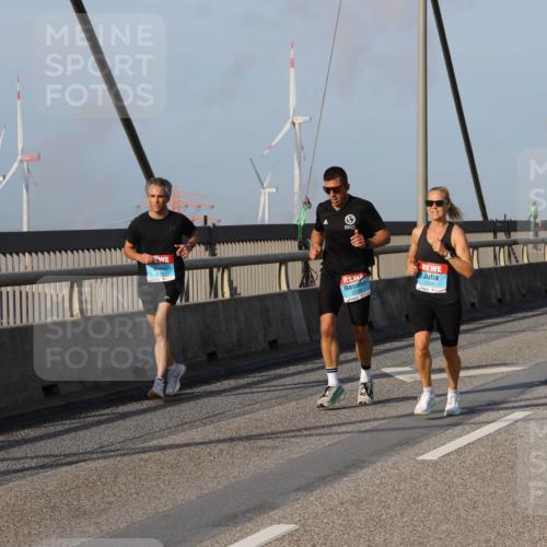 03.10.2026 - Köhlbrandbrückenlauf Strokosch-Dieckow http://msf.ph/oto/10600850 03.10.2026 09:36:03 Position 2 2309, 2339 meine-sportfotos.de