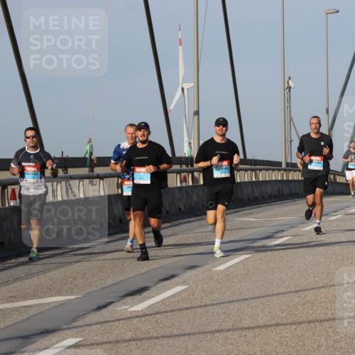 03.10.2026 - Köhlbrandbrückenlauf Strokosch-Dieckow http://msf.ph/oto/10600907 03.10.2026 09:36:06 Position 2  meine-sportfotos.de