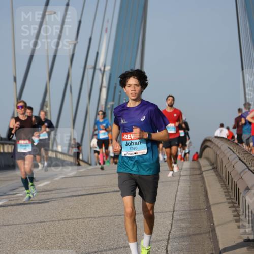 03.10.2026 - Köhlbrandbrückenlauf Strokosch-Dieckow http://msf.ph/oto/10601063 03.10.2026 09:36:22 Position 2 1288 meine-sportfotos.de