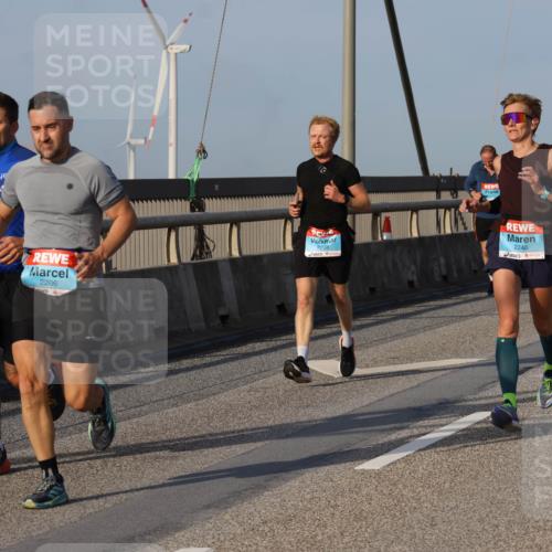 03.10.2026 - Köhlbrandbrückenlauf Strokosch-Dieckow http://msf.ph/oto/10601124 03.10.2026 09:36:28 Position 2 2206, 2246 meine-sportfotos.de