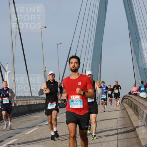03.10.2026 - Köhlbrandbrückenlauf Strokosch-Dieckow http://msf.ph/oto/10601210 03.10.2026 09:36:32 Position 2 1290, 139 meine-sportfotos.de