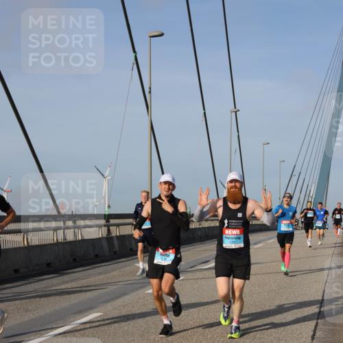 03.10.2026 - Köhlbrandbrückenlauf Strokosch-Dieckow http://msf.ph/oto/10601243 03.10.2026 09:36:35 Position 2 126, 1392 meine-sportfotos.de