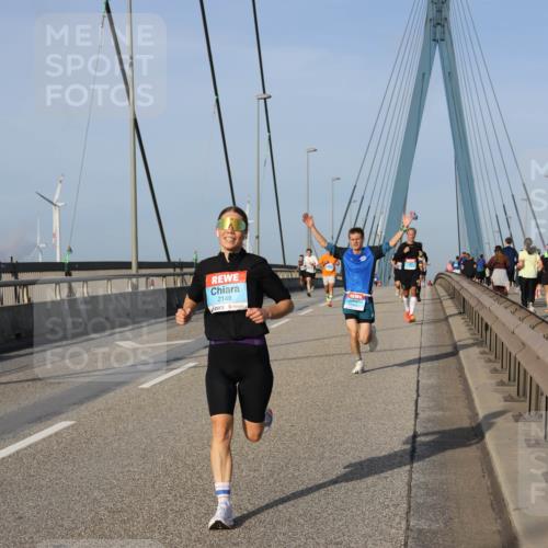 03.10.2026 - Köhlbrandbrückenlauf Strokosch-Dieckow http://msf.ph/oto/10601357 03.10.2026 09:36:40 Position 2 2148 meine-sportfotos.de