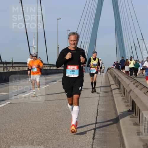 03.10.2026 - Köhlbrandbrückenlauf Strokosch-Dieckow http://msf.ph/oto/10601444 03.10.2026 09:36:45 Position 2 2188 meine-sportfotos.de