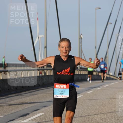 03.10.2026 - Köhlbrandbrückenlauf Strokosch-Dieckow http://msf.ph/oto/10601611 03.10.2026 09:37:01 Position 2 3836 meine-sportfotos.de