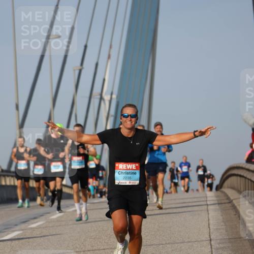 03.10.2026 - Köhlbrandbrückenlauf Strokosch-Dieckow http://msf.ph/oto/10601782 03.10.2026 09:37:21 Position 2 2235 meine-sportfotos.de