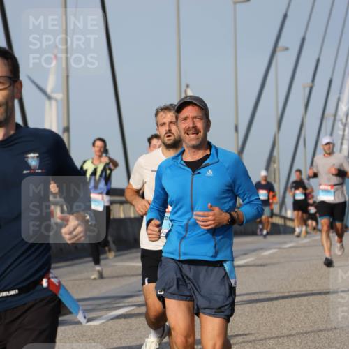 03.10.2026 - Köhlbrandbrückenlauf Strokosch-Dieckow http://msf.ph/oto/10601941 03.10.2026 09:37:31 Position 2  meine-sportfotos.de