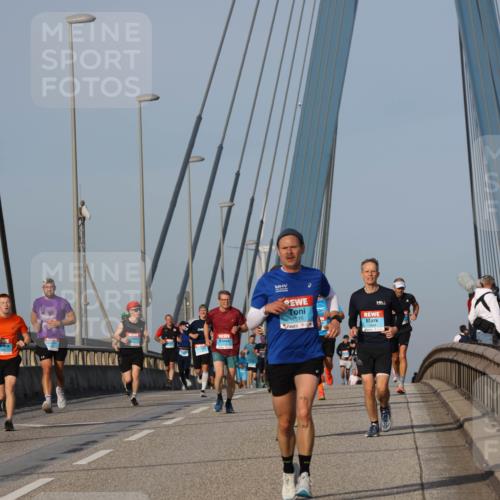 03.10.2026 - Köhlbrandbrückenlauf Strokosch-Dieckow http://msf.ph/oto/10602060 03.10.2026 09:37:46 Position 2 515, 1644 meine-sportfotos.de