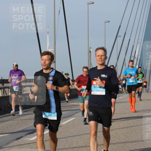 03.10.2026 - Köhlbrandbrückenlauf Strokosch-Dieckow http://msf.ph/oto/10602128 03.10.2026 09:37:52 Position 2 1264, 1644 meine-sportfotos.de