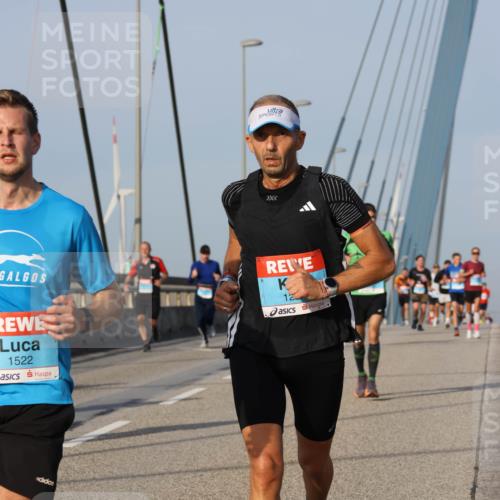 03.10.2026 - Köhlbrandbrückenlauf Strokosch-Dieckow http://msf.ph/oto/10602226 03.10.2026 09:37:58 Position 2 1522, 12 meine-sportfotos.de