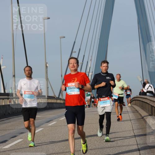 03.10.2026 - Köhlbrandbrückenlauf Strokosch-Dieckow http://msf.ph/oto/10602472 03.10.2026 09:38:26 Position 2 3837, 2223 meine-sportfotos.de