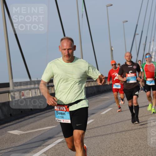 03.10.2026 - Köhlbrandbrückenlauf Strokosch-Dieckow http://msf.ph/oto/10602612 03.10.2026 09:38:32 Position 2 1196 meine-sportfotos.de