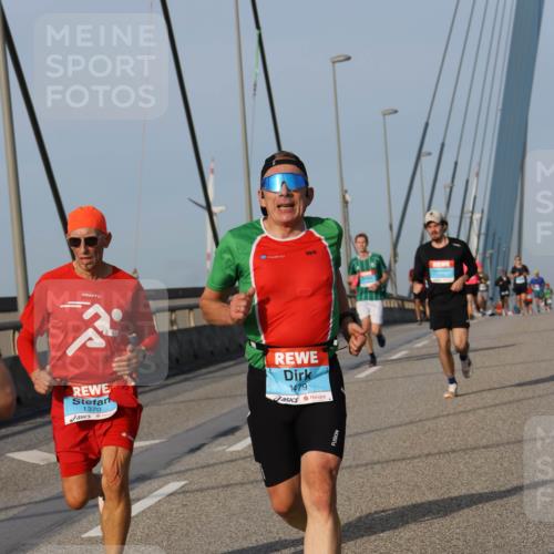 03.10.2026 - Köhlbrandbrückenlauf Strokosch-Dieckow http://msf.ph/oto/10602661 03.10.2026 09:38:36 Position 2 1370, 1479 meine-sportfotos.de