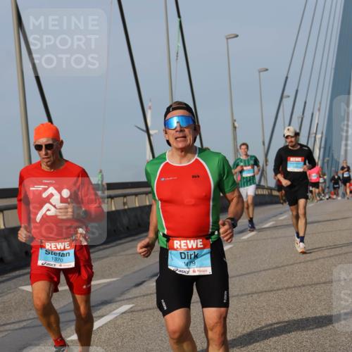 03.10.2026 - Köhlbrandbrückenlauf Strokosch-Dieckow http://msf.ph/oto/10602670 03.10.2026 09:38:36 Position 2 1370, 1479 meine-sportfotos.de