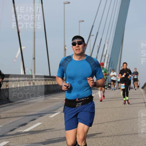03.10.2026 - Köhlbrandbrückenlauf Strokosch-Dieckow http://msf.ph/oto/10602920 03.10.2026 09:39:03 Position 2  meine-sportfotos.de